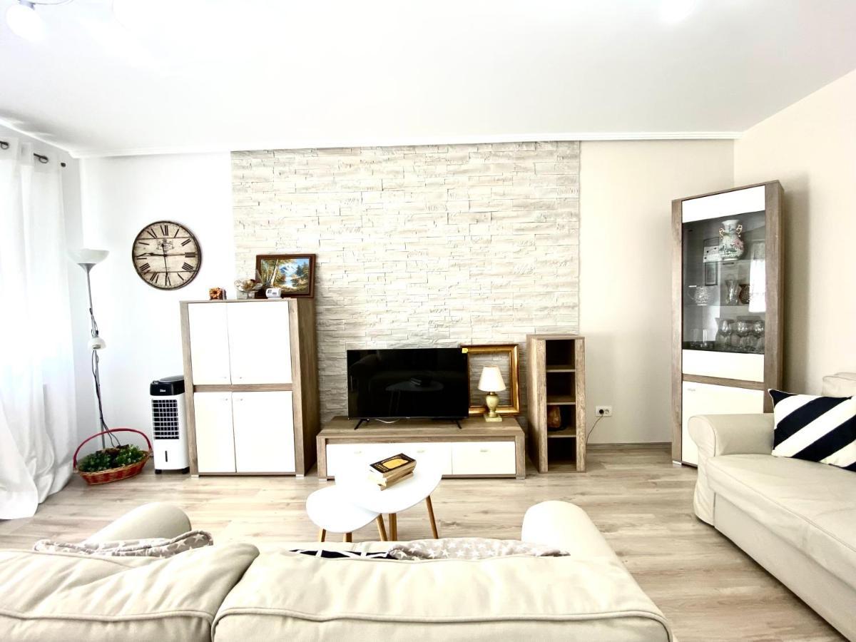 Апартаменты Nataly'S House Брашов Экстерьер фото